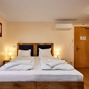 Isha Hotel Frankfurt am Main
